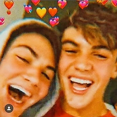 Fan account.
Grayson And Ethan  are the most beautiful men Inside and Out! period.
#LoveFromSean 💜