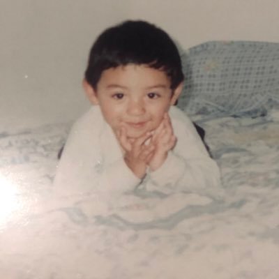 Emilian85323105's profile picture. 