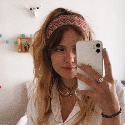 bthr_lauryn's profile picture. 