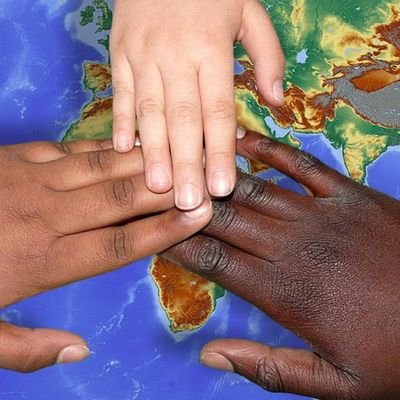 Antotwitto's profile picture. Osservo e ascolto tutti. Viva le differenze #norazzismo #nosessismo