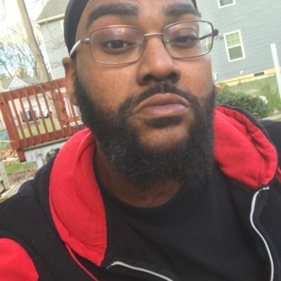 flydude112282's profile picture. 