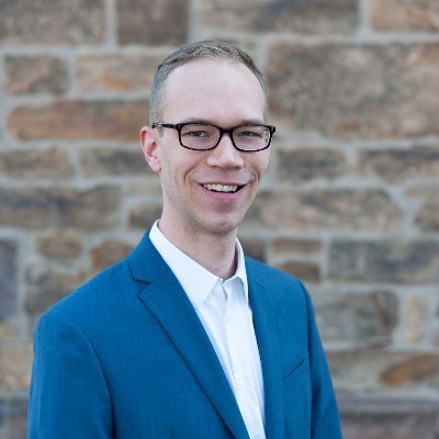 PhD candidate @ptseminary; PCUSA ordination candidate; works on theology and ethical theory; certified pessimist; aspiring cocktail enthusiast. He/him.