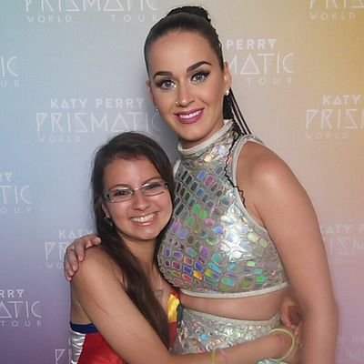 A girl who fulfilled her dream of meeting and hug @Katyperry ❤. I promised you I will love you unconditionally❤
#TPWTCostaRica #151 
18/Oct/2015   8:22 PM♡