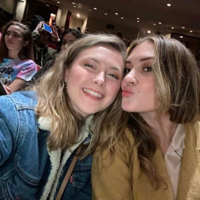 KarenMiller42's profile picture. 