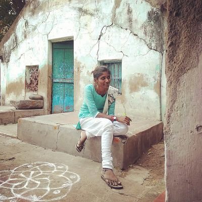 suriyamanian's profile picture. journalist,....lover of beach, human, movies, colours,horse,moon and bike riding