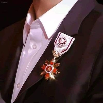 BTS là thanh xuân tươi đẹp ARMY sẽ luôn yêu các anh @BTS_twt