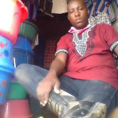 maina_smart's profile picture. Wīra mùritù nīuria ùtarī mùrute, #Rahisi_boutiqueUtawalaG-Town
 “Your time is limited, so don’t waste it living someone else’s life. Don’t be trapped by dogma