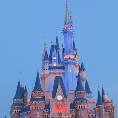 F4daHw's profile picture. AGU法