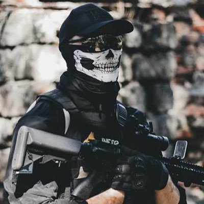 ClwnWrldDiaries's profile picture. accelerationist expat / fedposting from exile