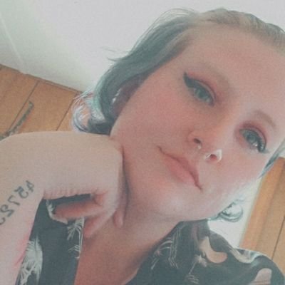 Clewtru's profile picture. Tattoos, Septum rings and Pop Punk🌟