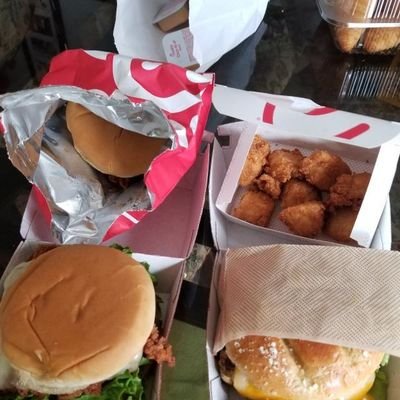 cheapfoodaccs's profile picture. 🍗Your cheapest Food accounts plug!🍗
I offer: 

Chick-Fil-A, 
PizzaHut, 
QDoba, 
Jersey mikes, 
Marcos Pizza + Much More!

DM TO BUY