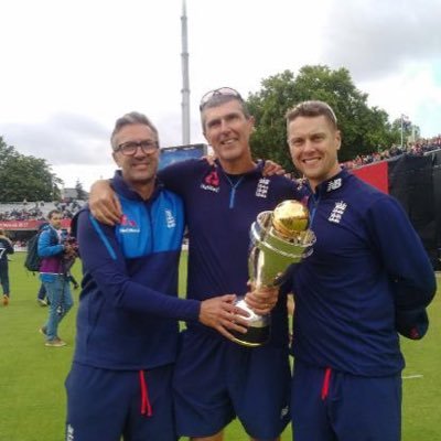 Ex Professional Cricketer, Nthants, Yorkshire, Sussex. Former Head Coach, Sussex, England Lions, England Women. Currently Head Coach of Warwickshire