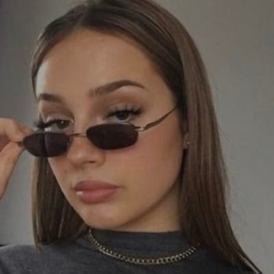 imgoodm0od's profile picture. Too glam to give a damn 😏😇