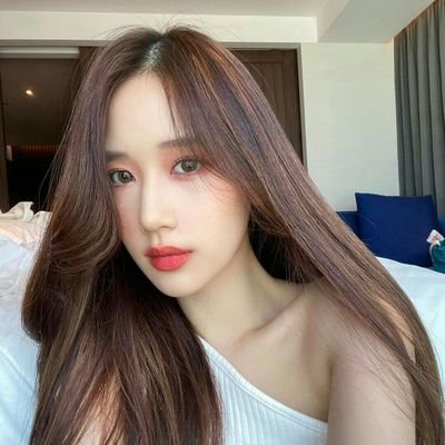 jadneeyeh's profile picture. RP 🇹🇭 / 1999| Not the real one! | A Taiwanese-Thailand gurl with beautiful eyes and blessed life ✨ -GMMTV- Visual part of Sissy Girl Group ❤