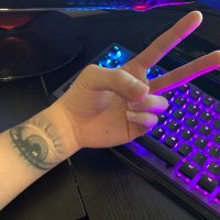 :D (@dhopea2) 's Twitter Profile