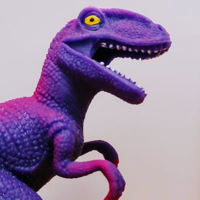 Eloewien's profile picture. Spreading kindness where I can. Knitter, #chronic illness, ADHD, mom
She/her