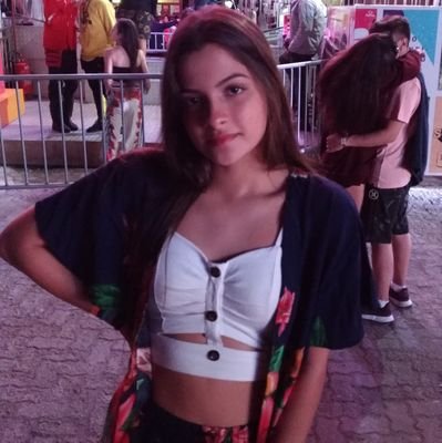 Se faz brotar coisas boas em seu coração, deixa ficar! 🌠😗_ 01/11❤️
técnica em Automação industrial _Instagram: amanda.pitol
