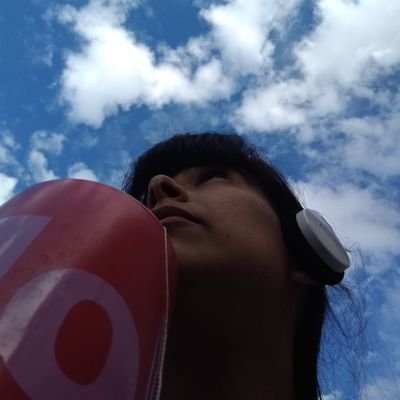 mariu_legui's profile picture. programmatrice 🦄 👩🏽‍💻 tibio nada 🙅🏾‍♀️ twitter as a service
