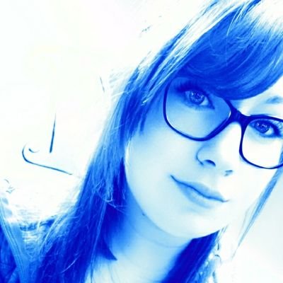 Nicole_Lyn22's profile picture. 