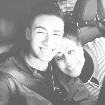 brenchismon's profile picture. 