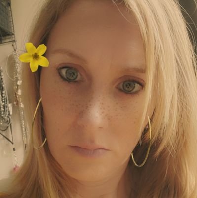 Kcosnekcomcast1's profile picture. Boy Mom, soccer fan, Pitt Grad, Music lover