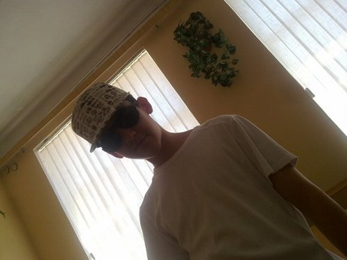 godlike95's profile picture. http://t.co/BgKHnbTXnX