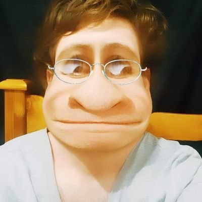 Small time YouTuber looking to expand my reach on the world!
YouTube- https://t.co/zTm8NQLfS1
TikTok- ApplePieMuncher