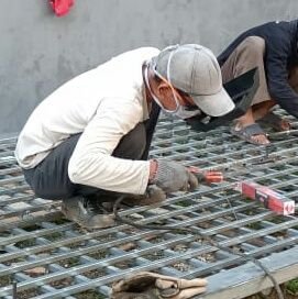 Ameerru28's profile picture. Berakit rakit kehulu...
berenang renang ahirnya tenggelam...