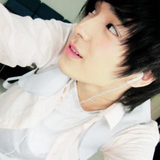 jonghunfacts's profile picture. FT아일랜드; 최종훈.   Everything about our one and only leader of FT Island, ChoiJongHun.  Facts to videos to updates and news  Handled by 5 admins.