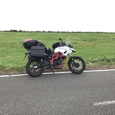 ただのバイクオタクです。みなさんヨロシクお願いします(^_^)/