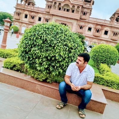 Jayendrasinhme's profile picture. Farmer, HR Professional, love to travel and try different foods, (#Jay @ google maps)