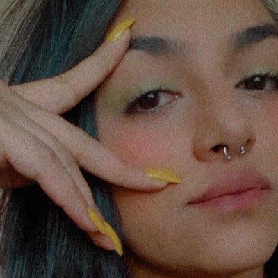 munchen_mo's profile picture. fazedora de software e selfies. faladeira & troxa :)