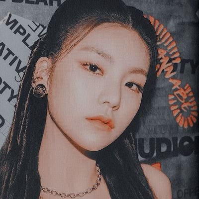 yejiniesm's profile picture. Rp 2000 — JYP's Hidden Weapon and also a captain from group called #ITZY who really like chocolate and snacks a lot.