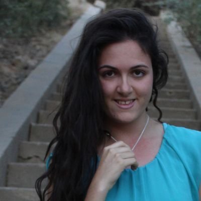 AlexaaMariaa97's profile picture. 🎓 Recreation student
🌞 Sun child according to BuzzFeed
🍍 Moments Collector 
☕ coffee lover
🥂 A bunch in between