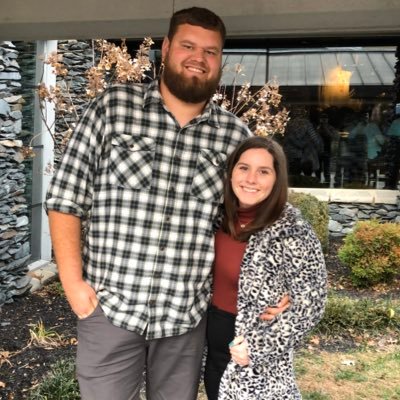 bre_newsome's profile picture. lover of dirt bikes & pizza
