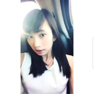 HannyWong's profile picture. Smile And Let Everyone Know That Today, You’re A Lot Stronger Than You Were.