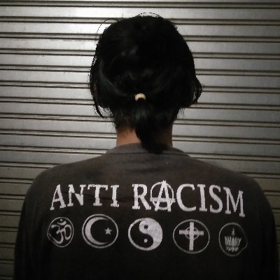 wirotosukmo's profile picture. Buku #CocoteWiroto = Semua bacotanku di sosmed, aku jadikan puisi. Gatau tujuannya untuk apa, asalkan jadi dan enak untuk dibaca.