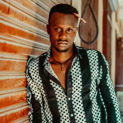 OgStima's profile picture. Director: j&https://t.co/Xzigc906cg, accountant