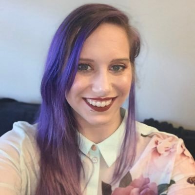 Graphic Designer | Painter | Mermaid | Zē/Zēr