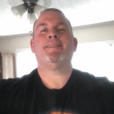 I’m just a Conservative Hoosier from INDIANAPOLIS who’s getting upset! Support our troops! No DMs please unless you personally know me