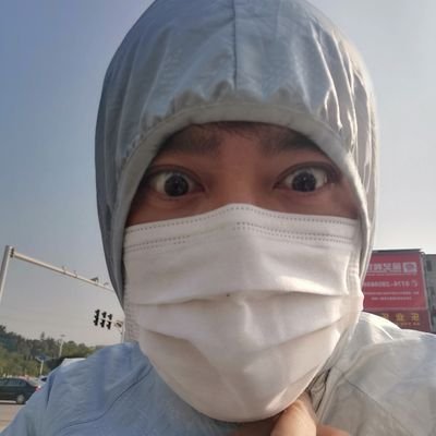 RockerYoung5's profile picture. 常駐廣西，私房/人體/露出 約拍可以私信
长期找模特，最近没有人体模特，想长期找合作的模特互勉，大尺度互勉