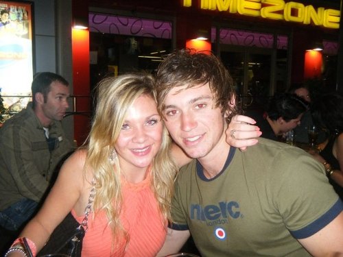daniandrowdy's profile picture. Young lovebirds making our way around the world pub by pub!! Gooners/Shoppers/Partiers! xx