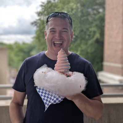 jeffbarthel's profile picture. I'm Jeff. I like sports. I tweet about sports a lot. #SFB12