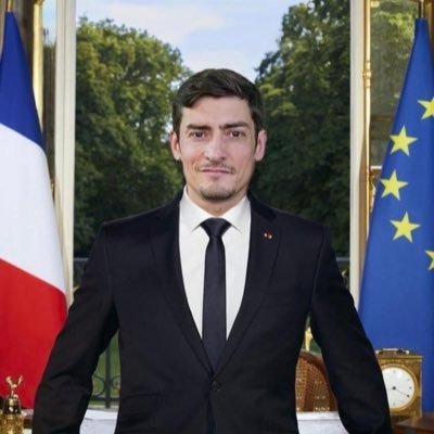 Le jeune papa qui a prouvé à de nombreuses reprises qu'il était aussi bien un. Koh Lanta Claude . Claude Lanta Fc Claude Twitter