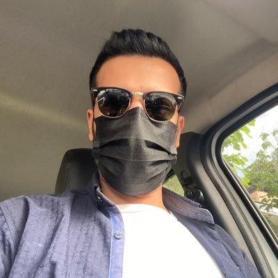 Poshteboom's profile picture. این اکانت برنده سه سیمرغ بلورین و نامزد دریافت چهار جایزه بهترین اکانت سال 2012 از سازمان جهانی اسکولاریون پساساختار شده است.