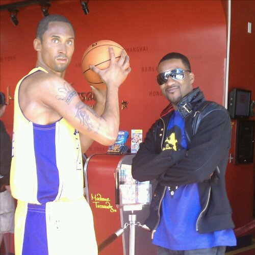 Tonydoingwork's profile picture. Lakers fan, Blue Surge Group owner, doing work!
