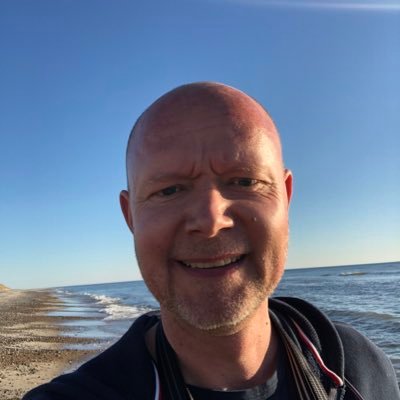 suneperlman's profile picture. 