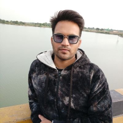 ravisxena89's profile picture. 