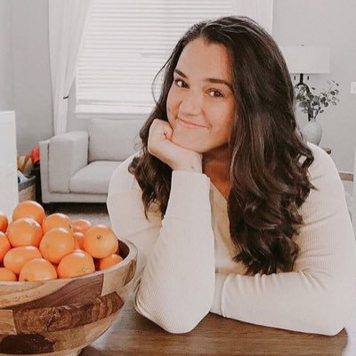 alyssamiller_rd's profile picture. Nutrition for Littles | Dietitian for littles | helping you with picky eating and mealtime meltdowns. passionate about growing healthy independent eaters.