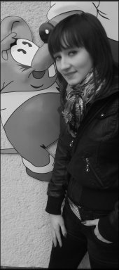 Yulia_17's profile picture. 